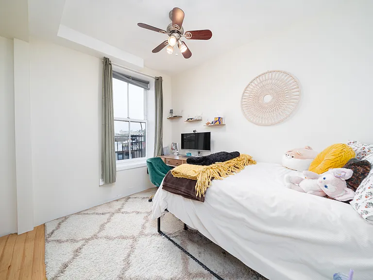 106 Washington St #1 — Photo 14