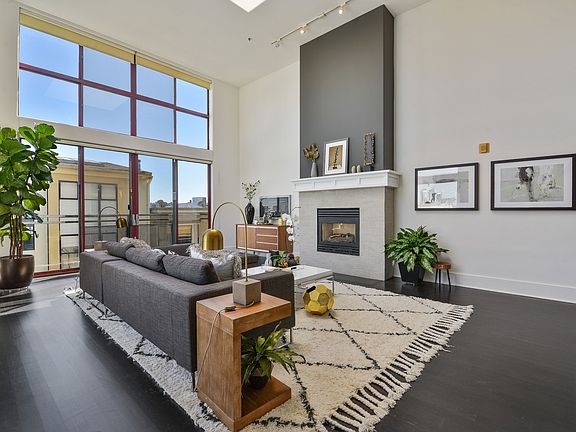 3rd image of 638 Minna St APT 7