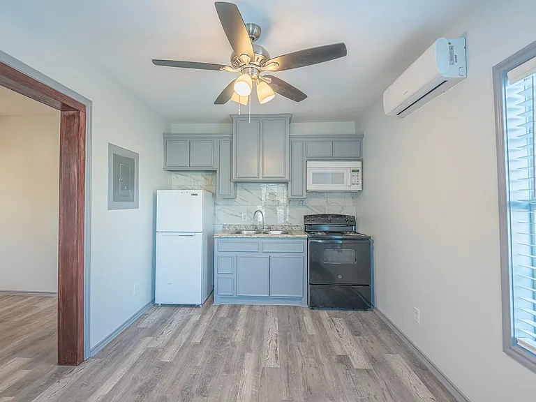7124 Avenue F #7 — Photo 6