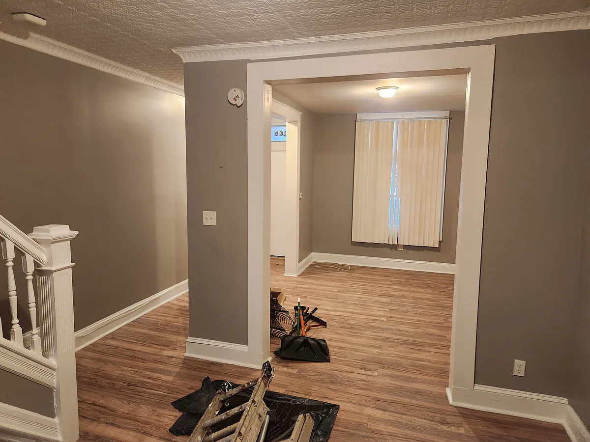 Building Photo - 1105 Ashburton St #1