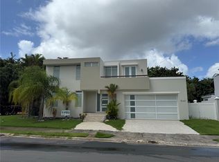 647 Lirio De Paz, San Juan, PR 00926