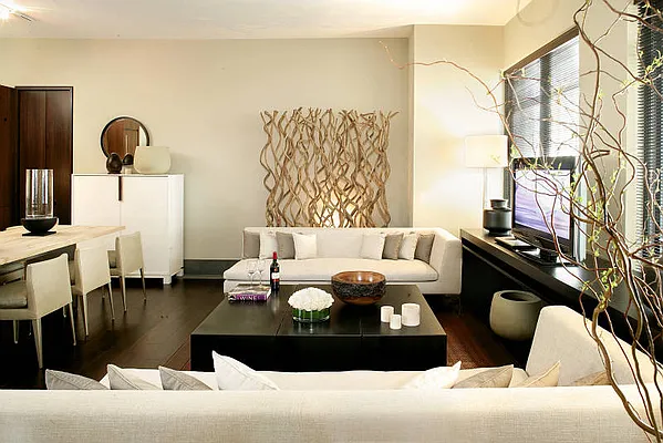 Sold by Synergy NYC | media 24