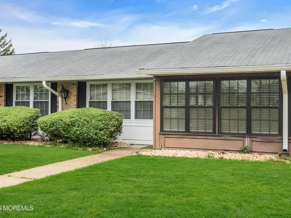 1C Yorkshire Court, Manchester, NJ 08759