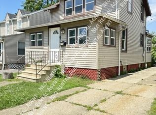 45 E 221st St, Euclid, OH 44123
