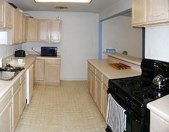 4th image of 1812 McGregor Ave
