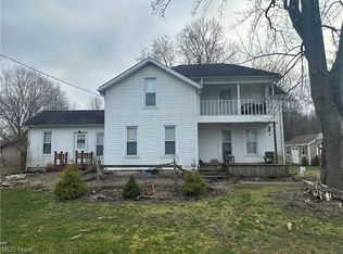 5934 Mayburn Barclay Rd, Farmdale, OH 44417