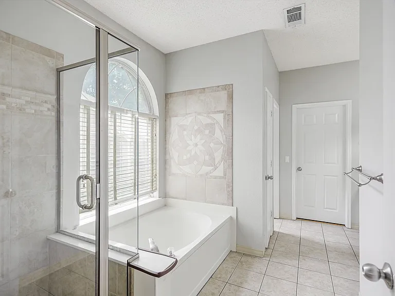 7611 Cordova Dr — Photo 15