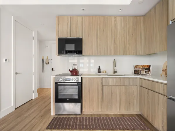 19 Rockwell Place image 3 of 23