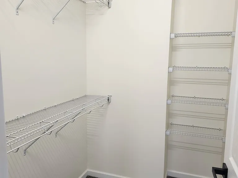 5530 N Frostwood Pkwy #1 — Photo 21