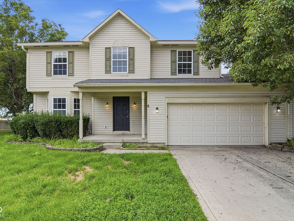 1st image of 902 Hearthside Ct