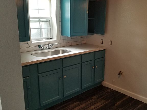 4th image of 3701 Avenue N 1/2