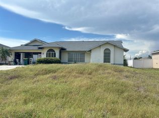 10460 Greenway Ave, Englewood, FL 34224
