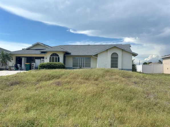 10460 Greenway Ave, Englewood, FL 34224