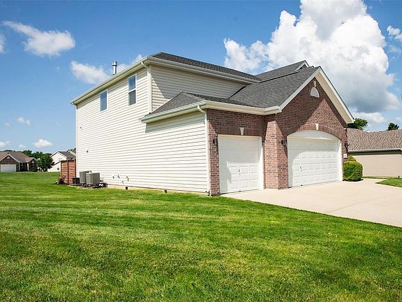 4th image of 16800 Riverwood Pointe Ct