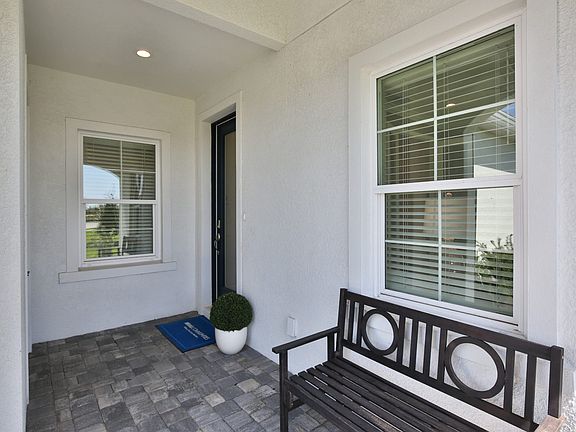 4th image of 2106 Sylvester Palm Ln