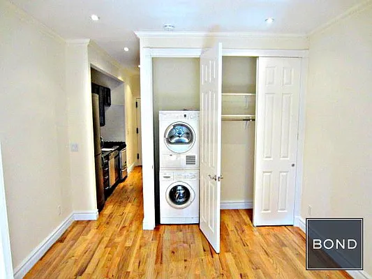 Rented by Bond New York | media 17