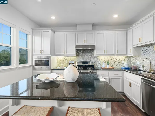 3827 Branding Iron Pl, Dublin, CA 94568