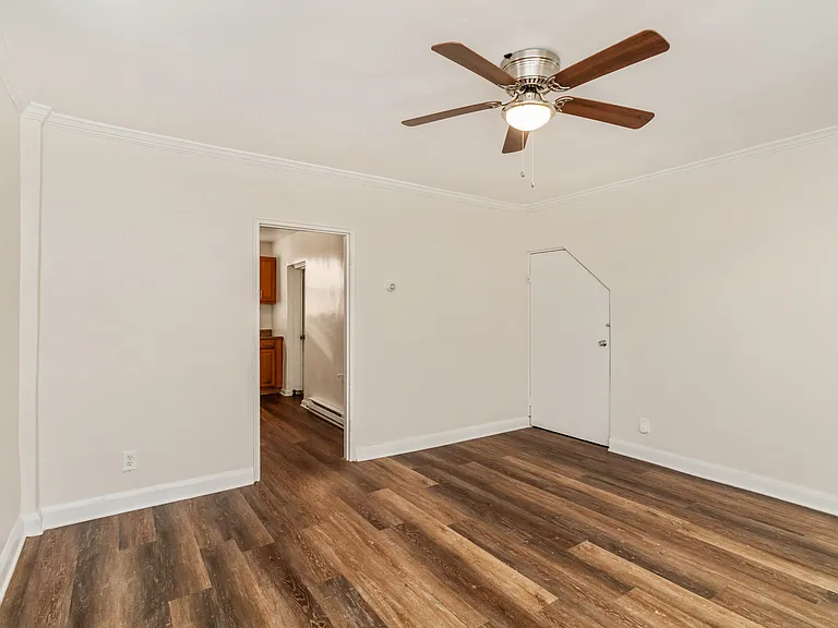 2915 Oakford Ave — Photo 30