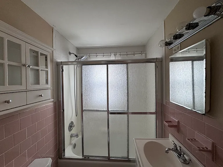 35 Berkley Blvd #2 — Photo 6