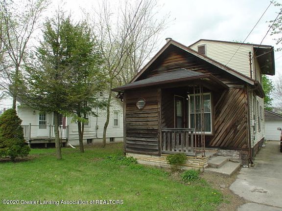 2nd image of 604 S Rosemary St