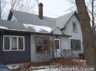 6955 River Rd E, Inver Grove Heights, MN 55076