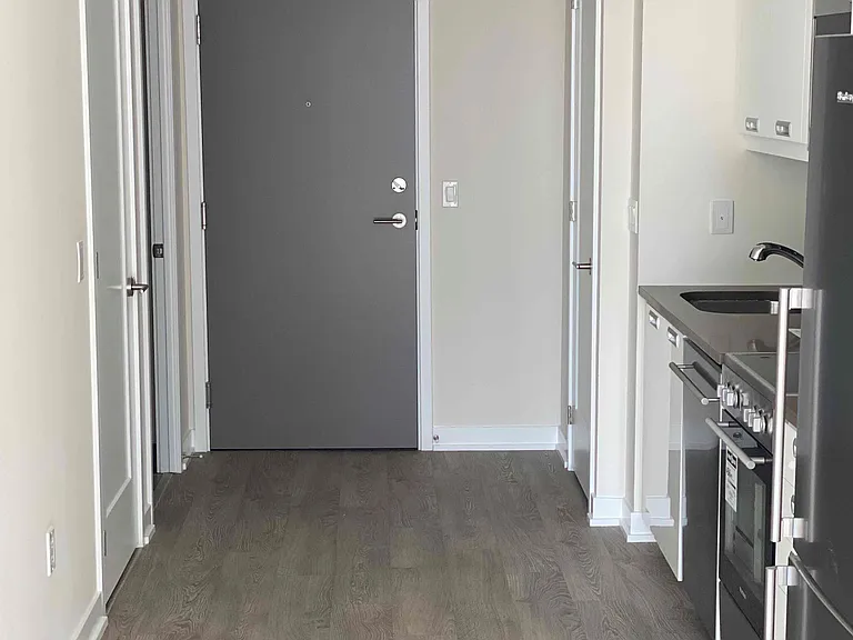 99 John St #1303 — Photo 2