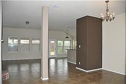 3rd image of 536 Foxcraft Dr
