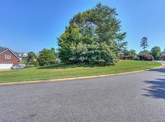 5th image of 172 E Tattersall Dr #123