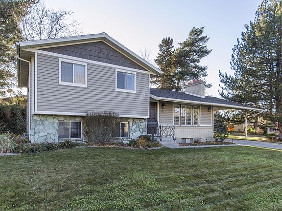 2nd image of 5828 S Fontaine Bleu Dr