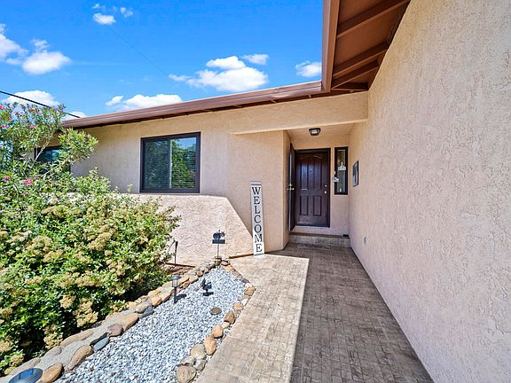 2nd image of 1260 Aspen Dr