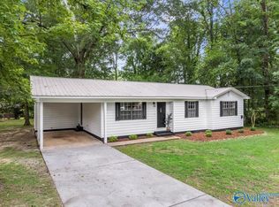 204 10th Ave NE, Arab, AL 35016