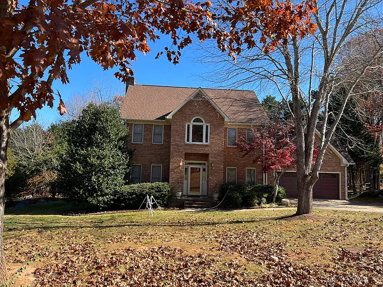 1444 Freedom Ct — Photo 4