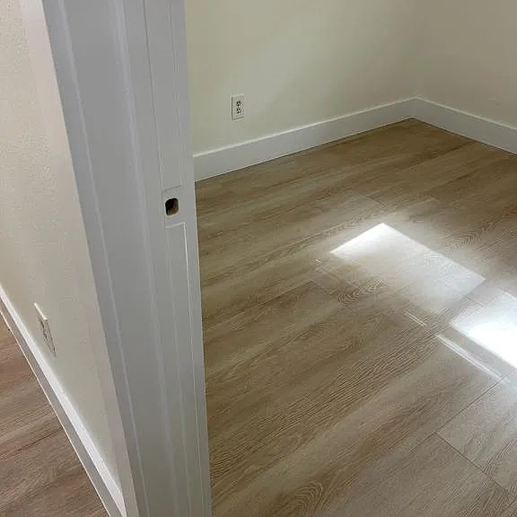 1552 S Myrtle Ave — Photo 7