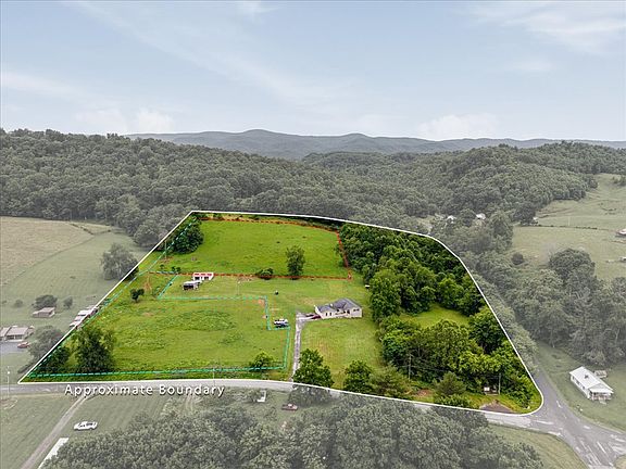 2nd image of 122 S Fork Rd