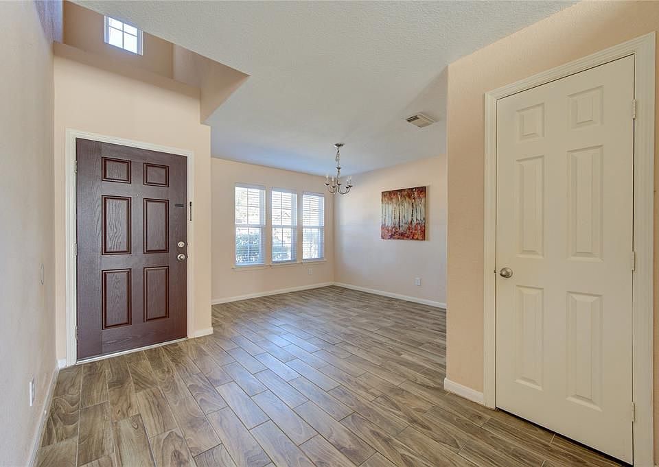1st image of 18035 Mossy Creek Ln