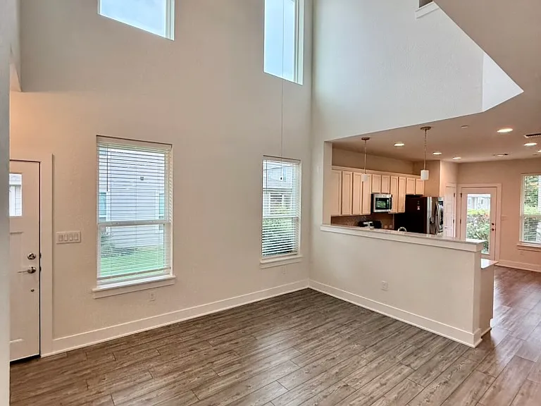 11308 Faneuil Way — Photo 8