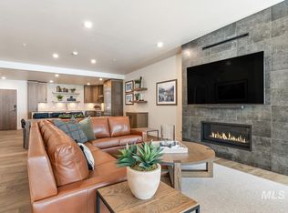 740 Village Dr #G07, Donnelly, ID 83615
