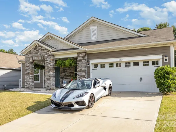 6007 Eleanor Rigby Rd, Charlotte, NC 28278