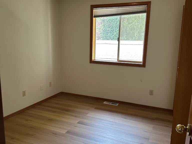 9414 NE 130th Pl — Photo 14