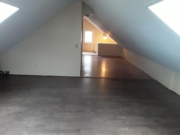 2nd image of 18202 89th Ave #3