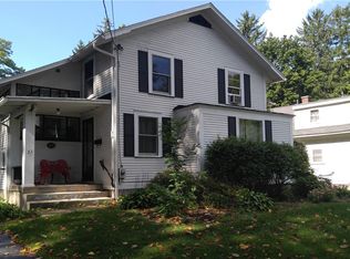 21 Washington Rd, Pittsford, NY 14534