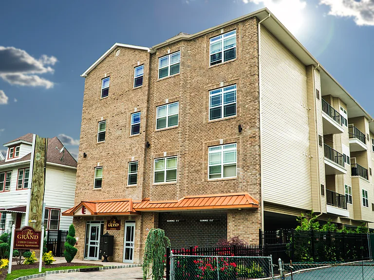 1213-1217 Fairmount Ave #305 — Photo 9