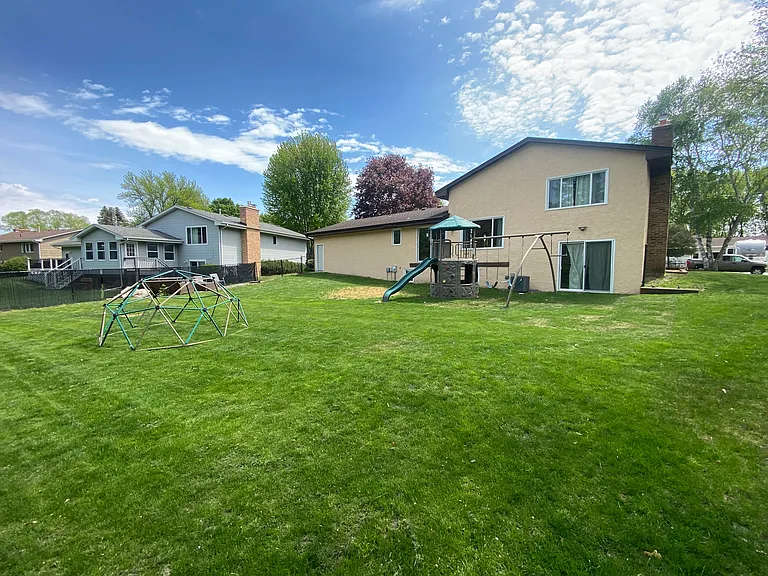 305 Circle Ln SE — Photo 32