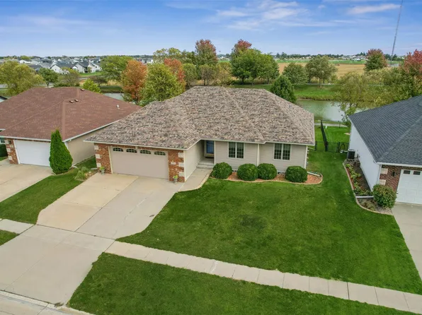 1903 3rd Ave SE, Altoona, IA 50009