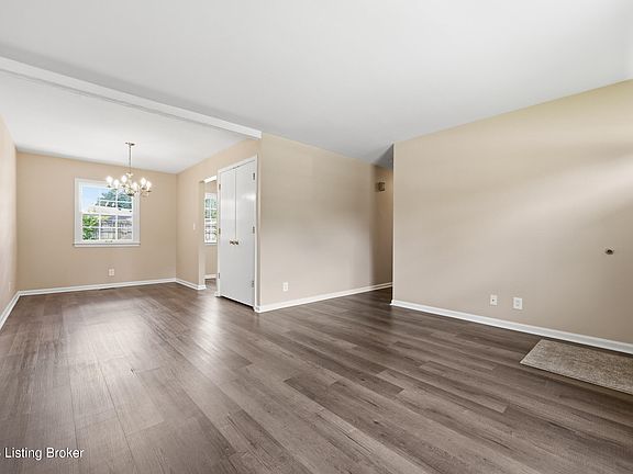 4th image of 2110 Dogoon Dr