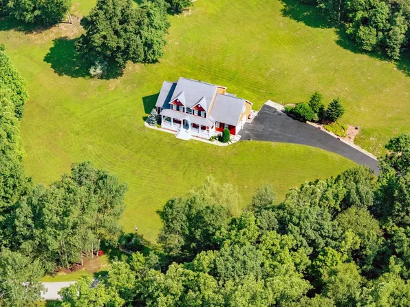 1 Mountain Vista Dr, Morgantown, WV 26508