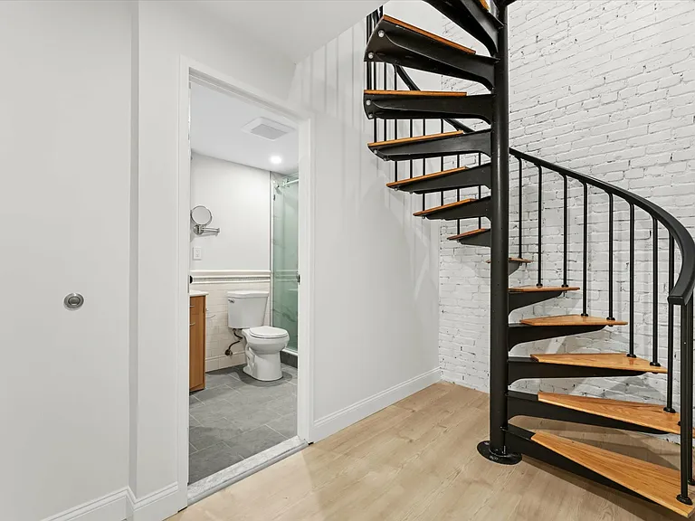 103 Gainsborough St #102 — Photo 25