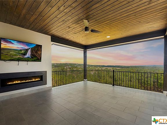 2nd image of 870 Mimosa Ct