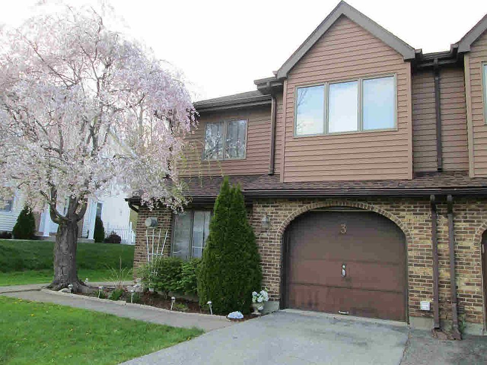 1st image of 3 Cambridge Ct
