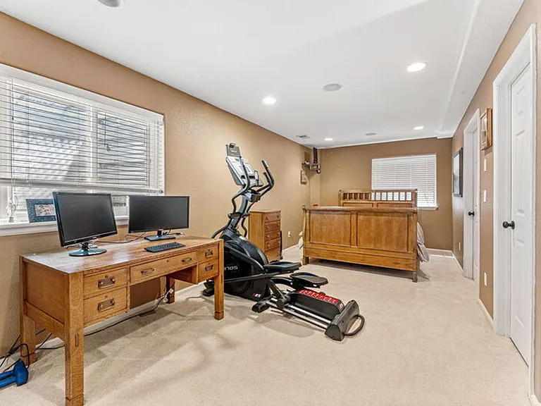 4172 S Deframe Ct — Photo 30